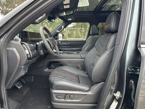 New 2026 Nissan Armada PRO-4X image 10