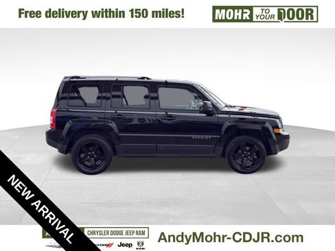 Used 2012 Jeep Patriot Latitude w/ Sun/Sound Group image 8