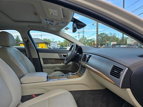 Used 2009 Jaguar XF Supercharged RWD image 22