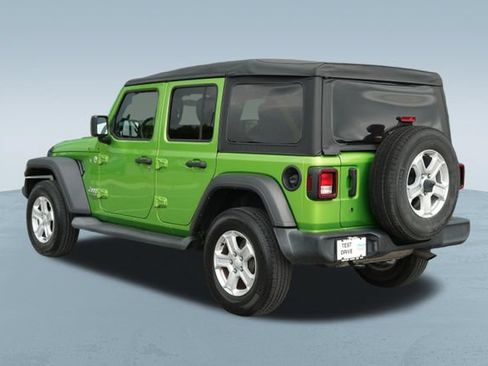 Used 2019 Jeep Wrangler Unlimited Sport S AWD/4WD image 6