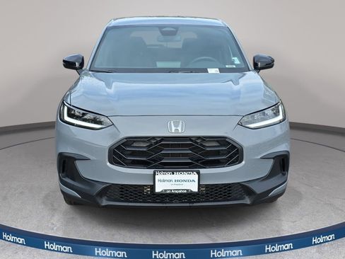Used 2023 Honda HR-V Sport image 3