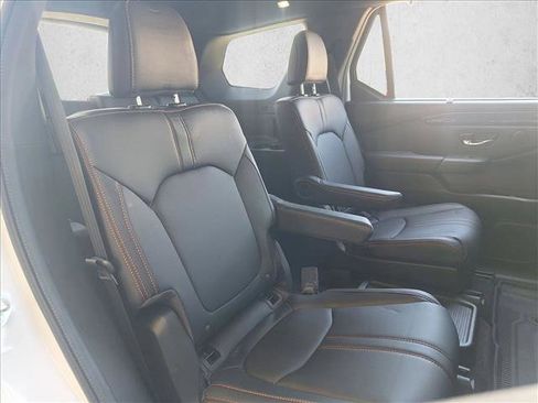Used 2024 Honda Pilot TrailSport image 19
