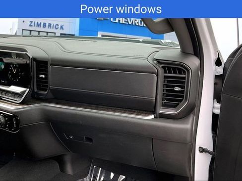 Certified 2025 Chevrolet Silverado 2500 LT w/ Convenience Package image 27