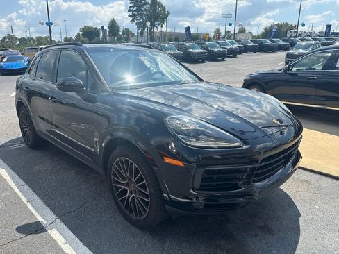 Used 2020 Porsche Cayenne AWD/4WD image 2