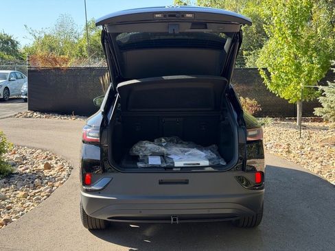 New 2025 Volkswagen ID.4 Pro S AWD/4WD image 16