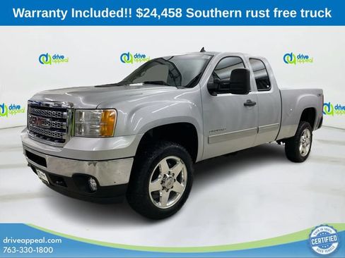 Used 2013 GMC Sierra 2500 SLE w/ SLE Preferred Package AWD/4WD image 2