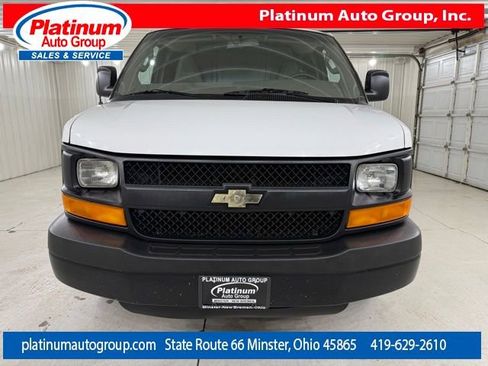 Used 2016 Chevrolet Express 3500 Extended RWD image 8
