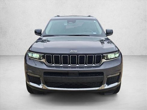 Used 2022 Jeep Grand Cherokee L Limited image 2