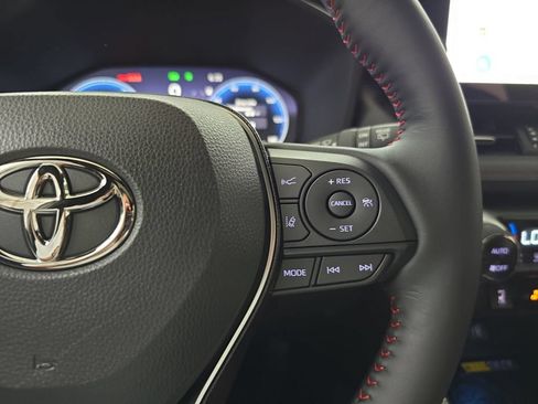 Used 2025 Toyota RAV4 XSE w/ Weather Package AWD/4WD image 21