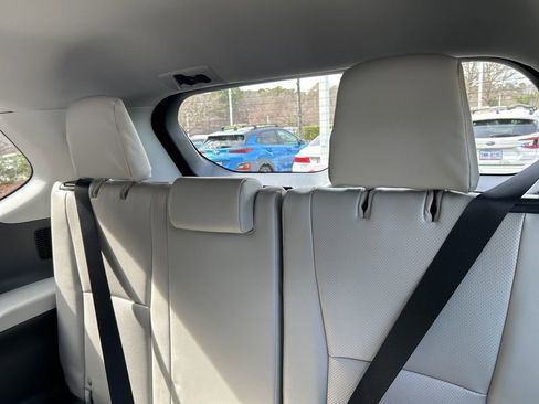 New 2026 Toyota Grand Highlander XLE image 10