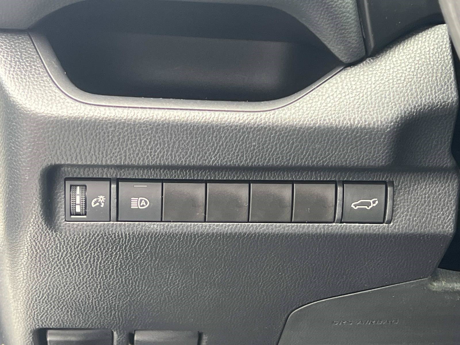 Used 2024 Toyota RAV4 XLE w/ Convenience Package FWD image 22