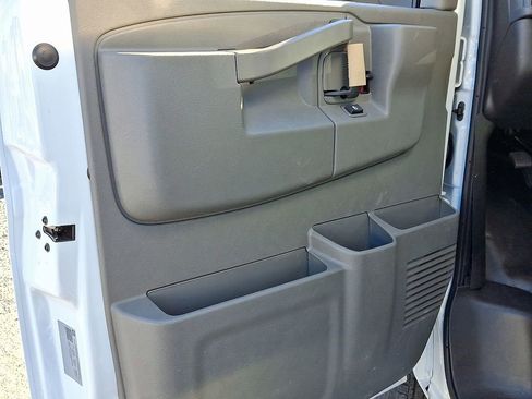 New 2025 Chevrolet Express 3500 w/ Power Convenience Package image 9