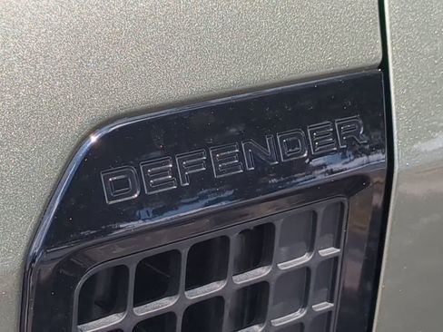 Certified 2025 Land Rover Defender 110 X-Dynamic SE AWD/4WD image 13