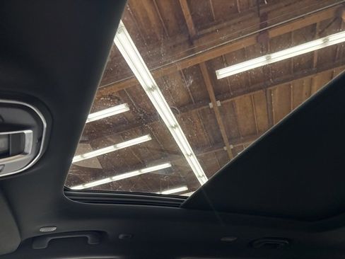 New 2025 Jeep Grand Cherokee L Limited w/ Trailer Tow Package image 20