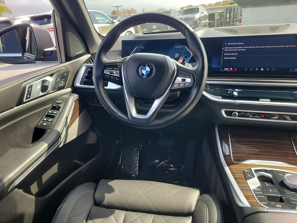 Used 2026 BMW X5 sDrive40i w/ Climate Comfort Package RWD image 11
