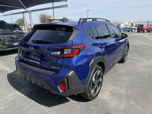 Used 2025 Subaru Crosstrek 2.5i Limited w/ Crosstrek Mirror Package image 7