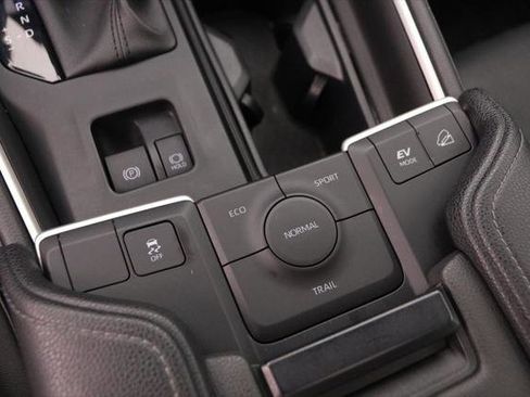 Certified 2025 Toyota Grand Highlander AWD Hybrid image 23