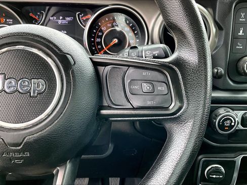 Used 2020 Jeep Wrangler Sport image 28