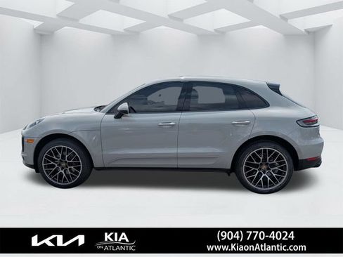 Used 2020 Porsche Macan AWD/4WD image 6