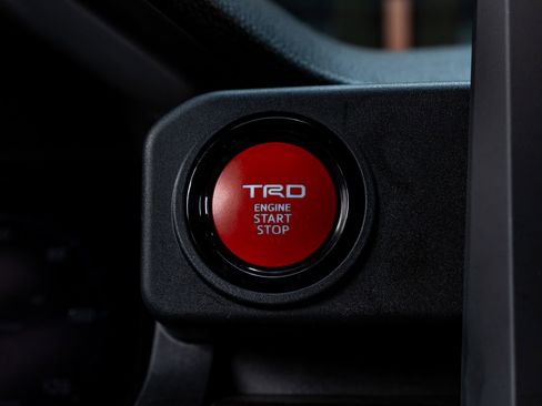 Used 2025 Toyota Tacoma TRD Off-Road image 21