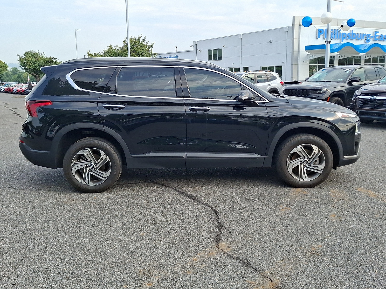 Used 2023 Hyundai Santa Fe SEL AWD/4WD image 7