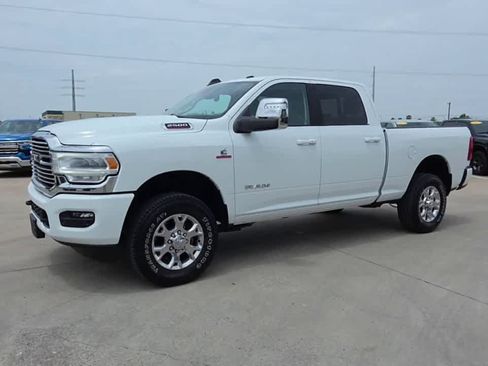 Used 2024 RAM 2500 Laramie w/ Safety Group AWD/4WD image 4