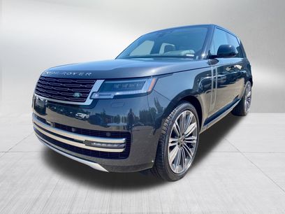 New 2025 Land Rover Range Rover SE
