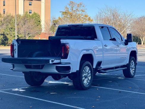 Used 2022 GMC Sierra 2500 Denali w/ Denali Ultimate Package image 18