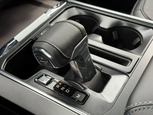 New 2025 Ford F150 Platinum image 25