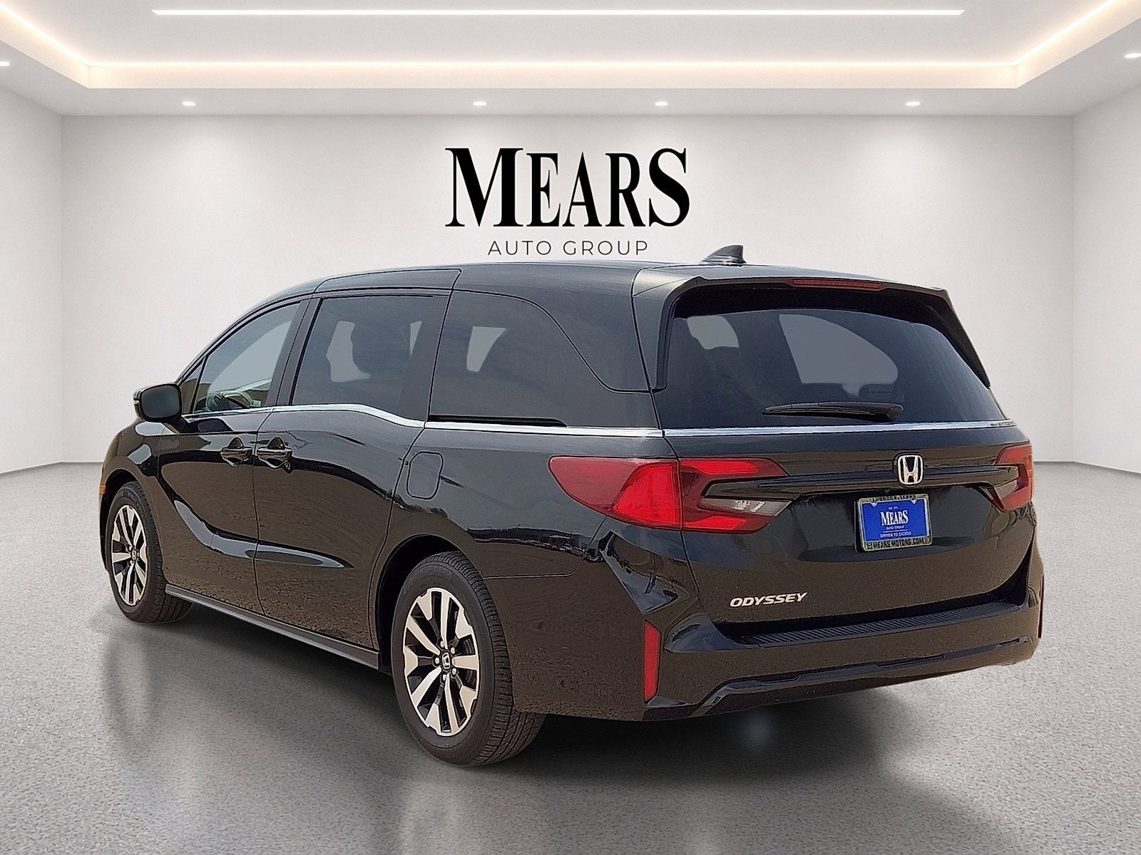 Used 2025 Honda Odyssey EX-L image 3