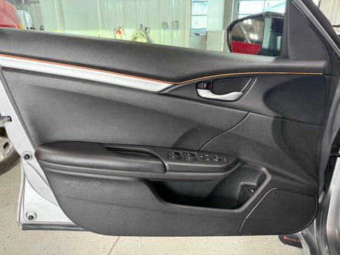 Used 2019 Honda Civic LX image 11