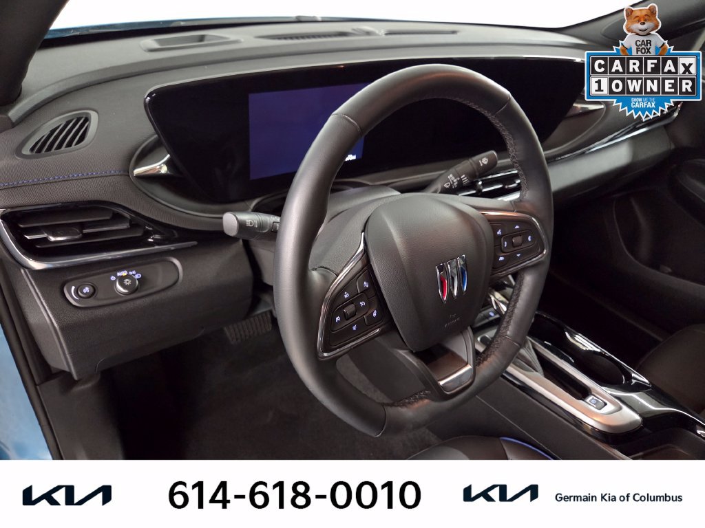 Used 2025 Buick Envista Sport Touring w/ Convenience I Package FWD image 17