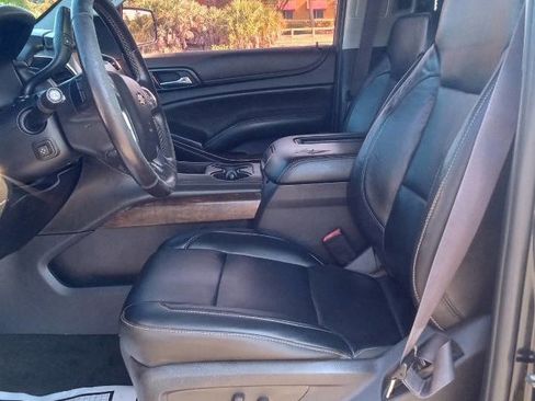 Used 2015 Chevrolet Suburban LT AWD/4WD image 10