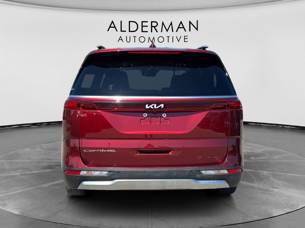 Used 2022 Kia Carnival SX FWD image 4