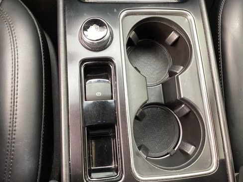 Used 2022 Lincoln Corsair AWD w/ Premium Package image 36