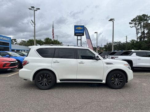 Used 2020 Nissan Armada Platinum image 17