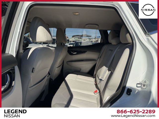 Used 2019 Nissan Rogue Sport SL AWD/4WD image 11