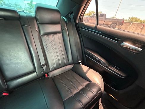 Used 2019 Chrysler 300 S w/ S Model Appearance Package RWD image 14