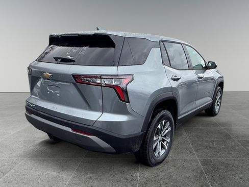 New 2026 Chevrolet Equinox LT image 5