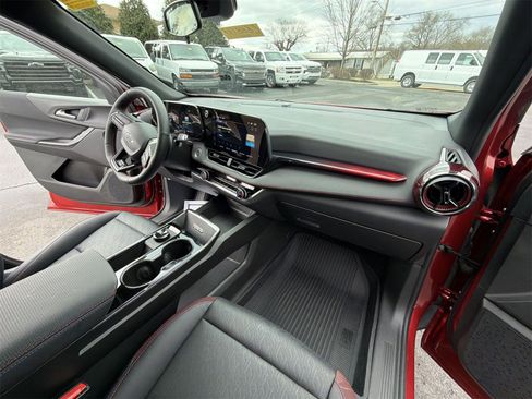 Used 2025 Chevrolet Equinox RS image 27