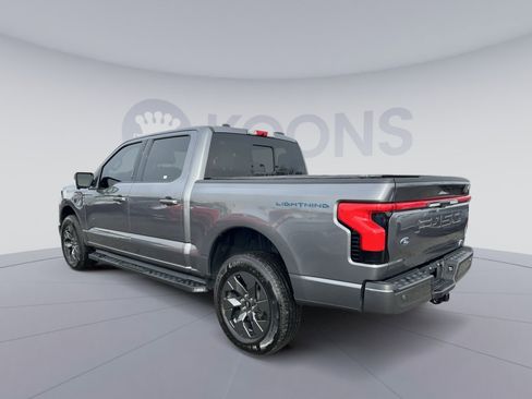 Used 2023 Ford F150 Lightning Lariat image 14