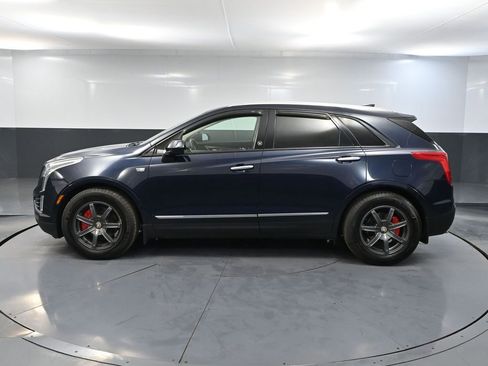 Used 2017 Cadillac XT5 Luxury image 9