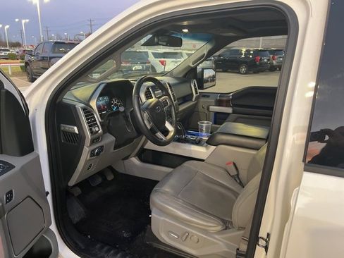 Used 2015 Ford F150 Lariat w/ Equipment Group 502A Luxury image 7