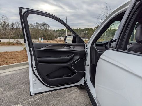 New 2026 Jeep Grand Cherokee Limited w/ Limited Altitude Package RWD image 55