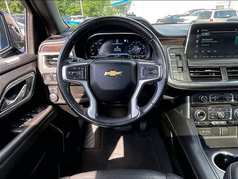 Used 2022 Chevrolet Tahoe LT w/ LT Signature Plus Package AWD/4WD image 18