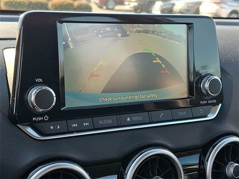 Used 2025 Nissan Sentra S image 17