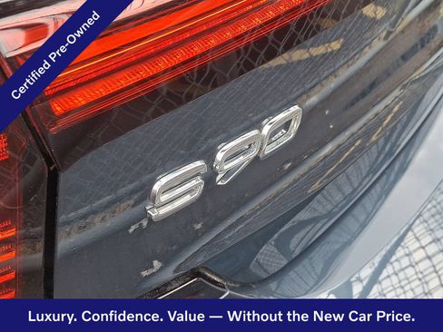 Certified 2023 Volvo S90 B6 Plus AWD/4WD image 5