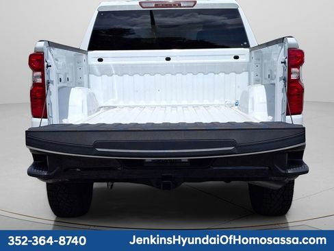 Used 2024 Chevrolet Silverado 1500 Custom Trail Boss image 4