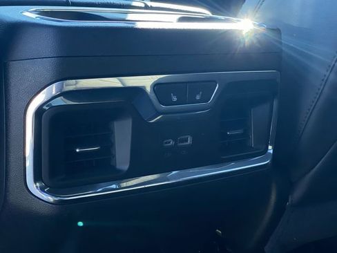 Certified 2025 Chevrolet Silverado 1500 High Country image 31