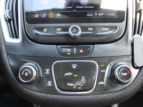 Used 2023 Chevrolet Malibu LS FWD image 38